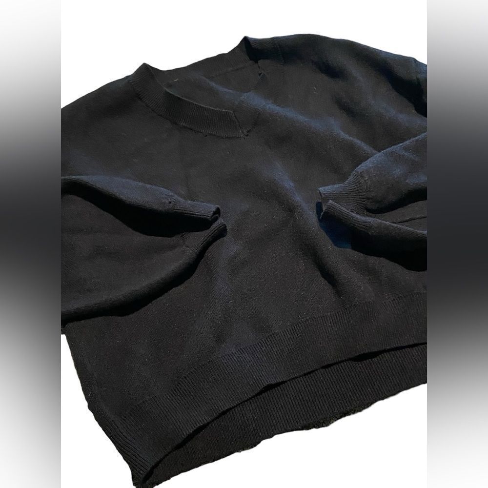 SHEIN size small short v necked sweater excellent condition.